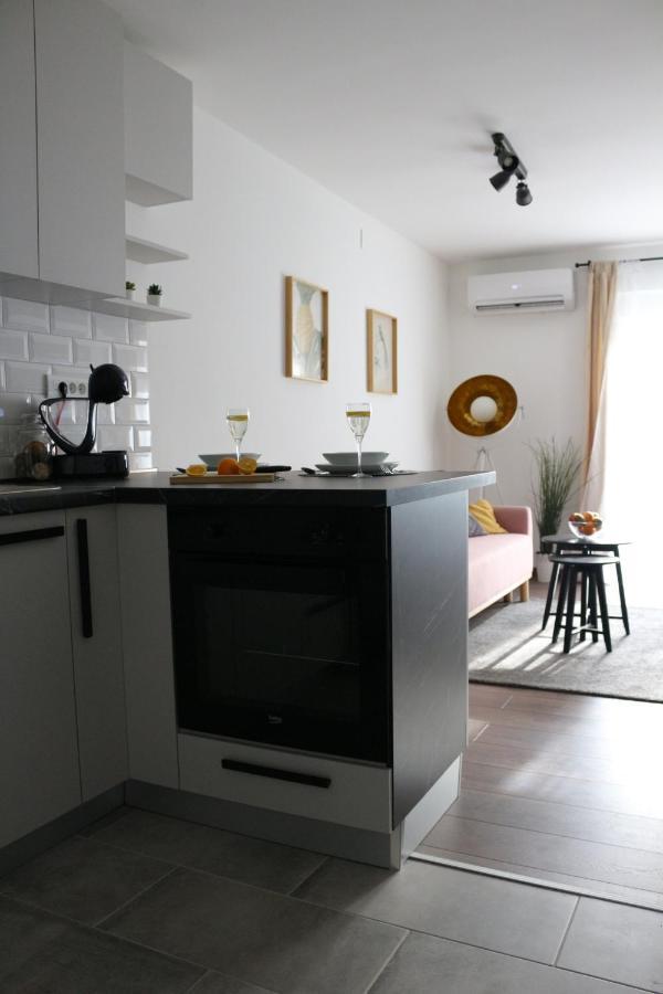 Luca, Digital Nomad Getaway Studio Apartment Zagreb Eksteriør bilde